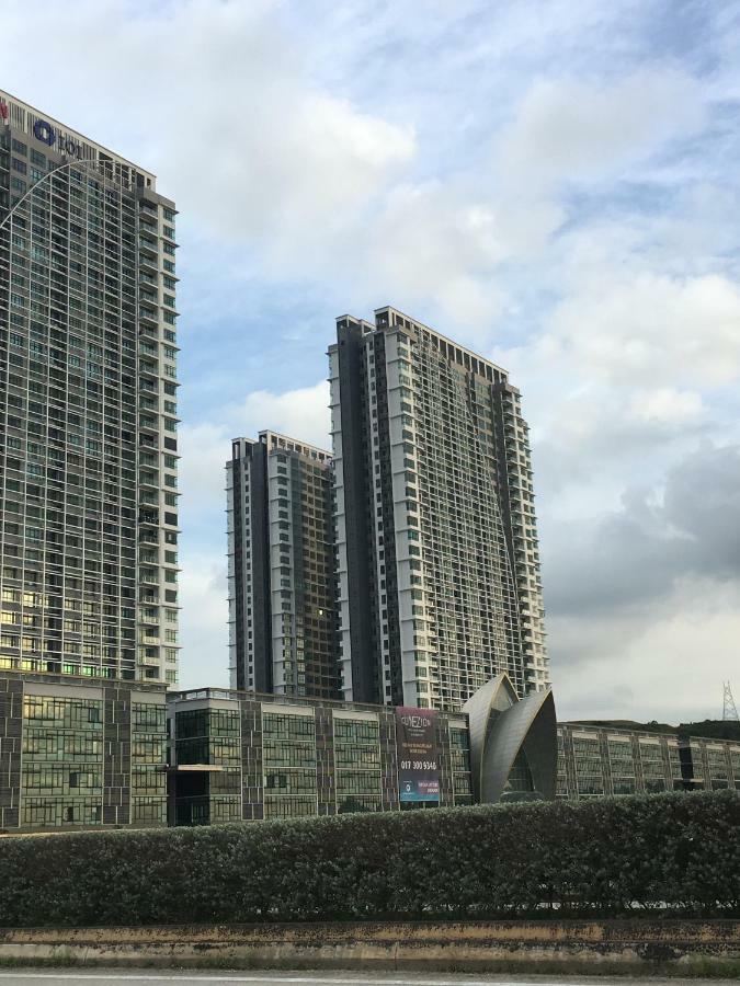 Ioi Conezion Iman'S Home With Pool View Unit Putrajaya Dış mekan fotoğraf