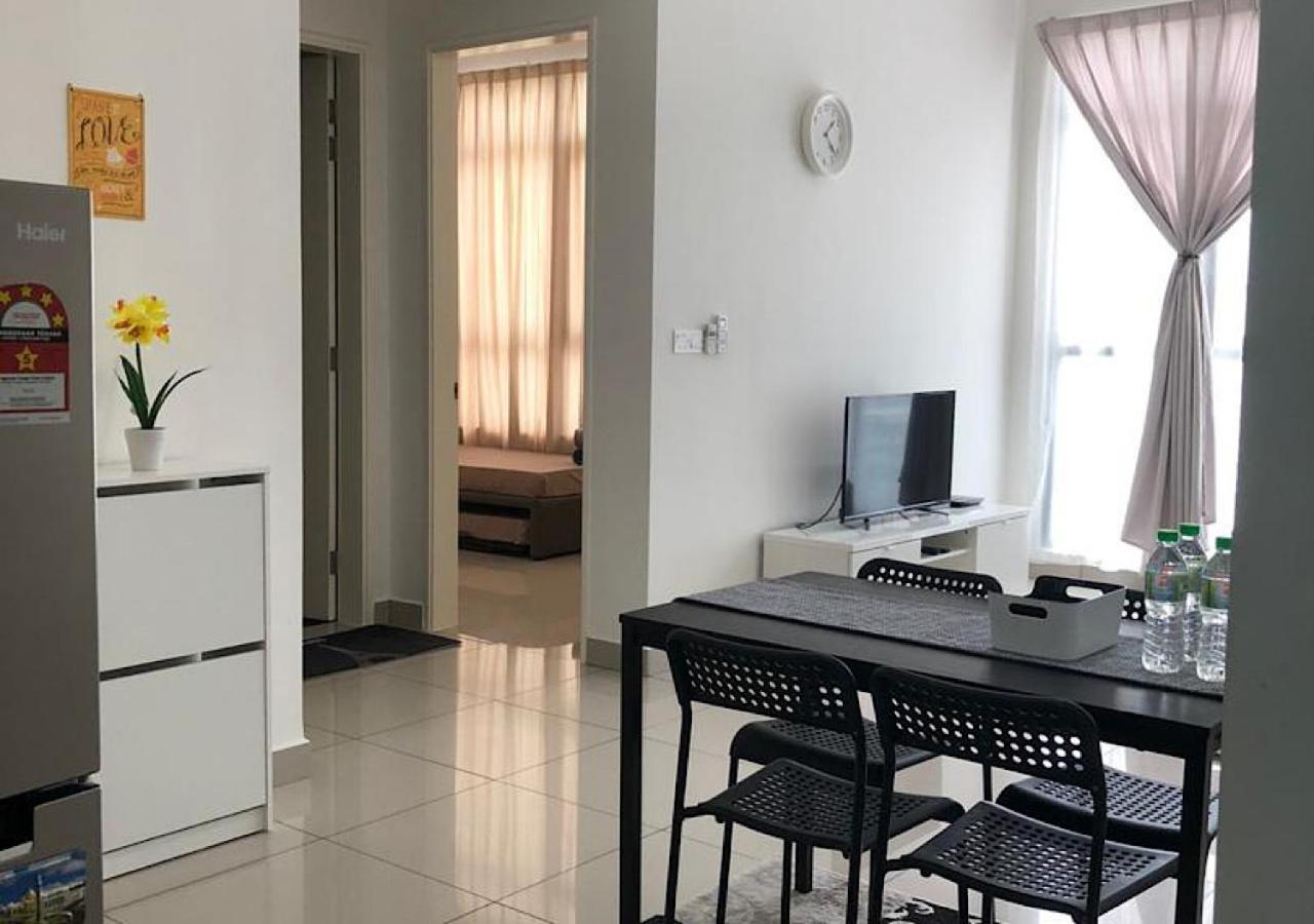Ioi Conezion Iman'S Home With Pool View Unit Putrajaya Dış mekan fotoğraf